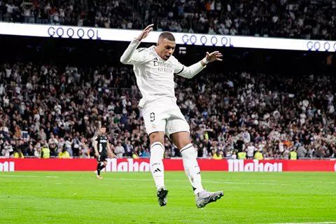 تشكيل ريال مدريد المتوقع.. مبابي يقود الثلاثي الهجومي أمام آرسنال في دوري الأبطال